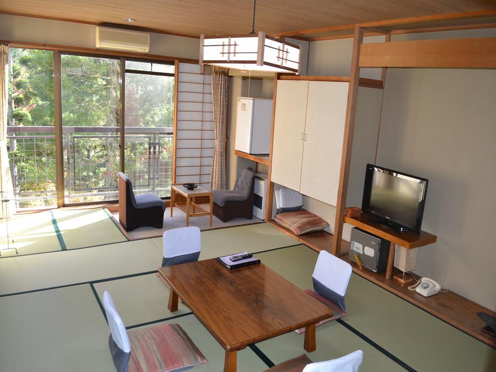 Hishino Onsen Tokiwakan Komoro Exteriör bild